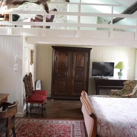 Le Val Du Roy Bed & Breakfast