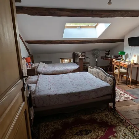 Le Val Du Roy Bed & Breakfast Joinville