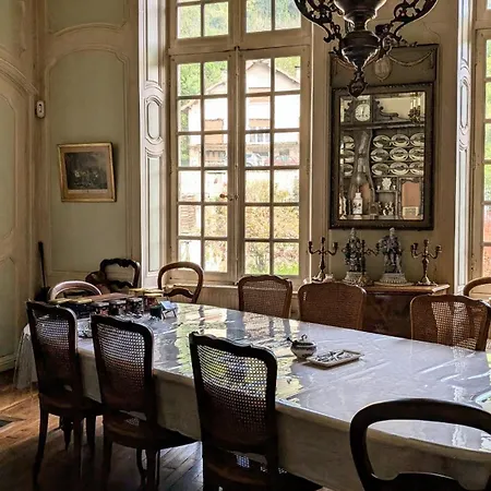 Couette-café Le Val Du Roy 3*