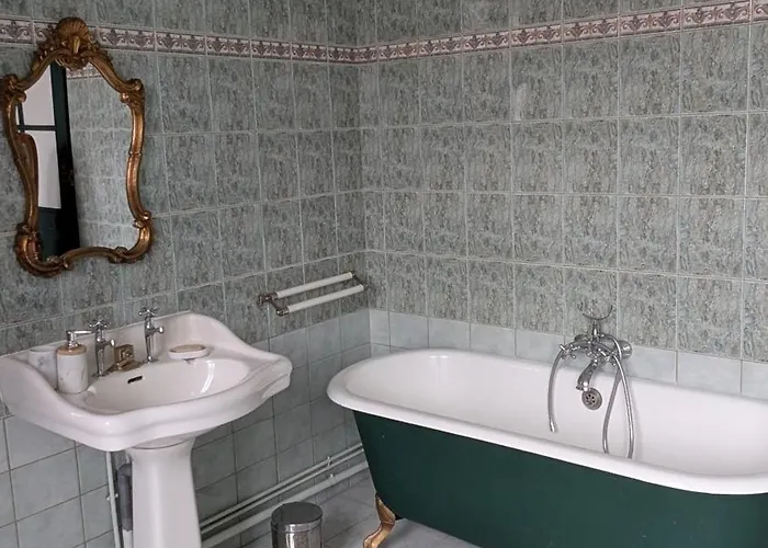 Le Val Du Roy Frühstückspension Joinville